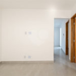 Casa à venda com 2 quartos no condomínio Residencial Laura, São Paulo - SP