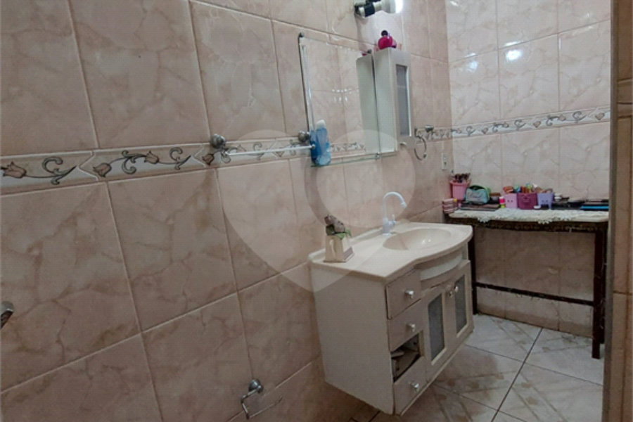 Sobrado à venda com 4 quartos, sendo 1 suíte, em Santana, São Paulo, SP
