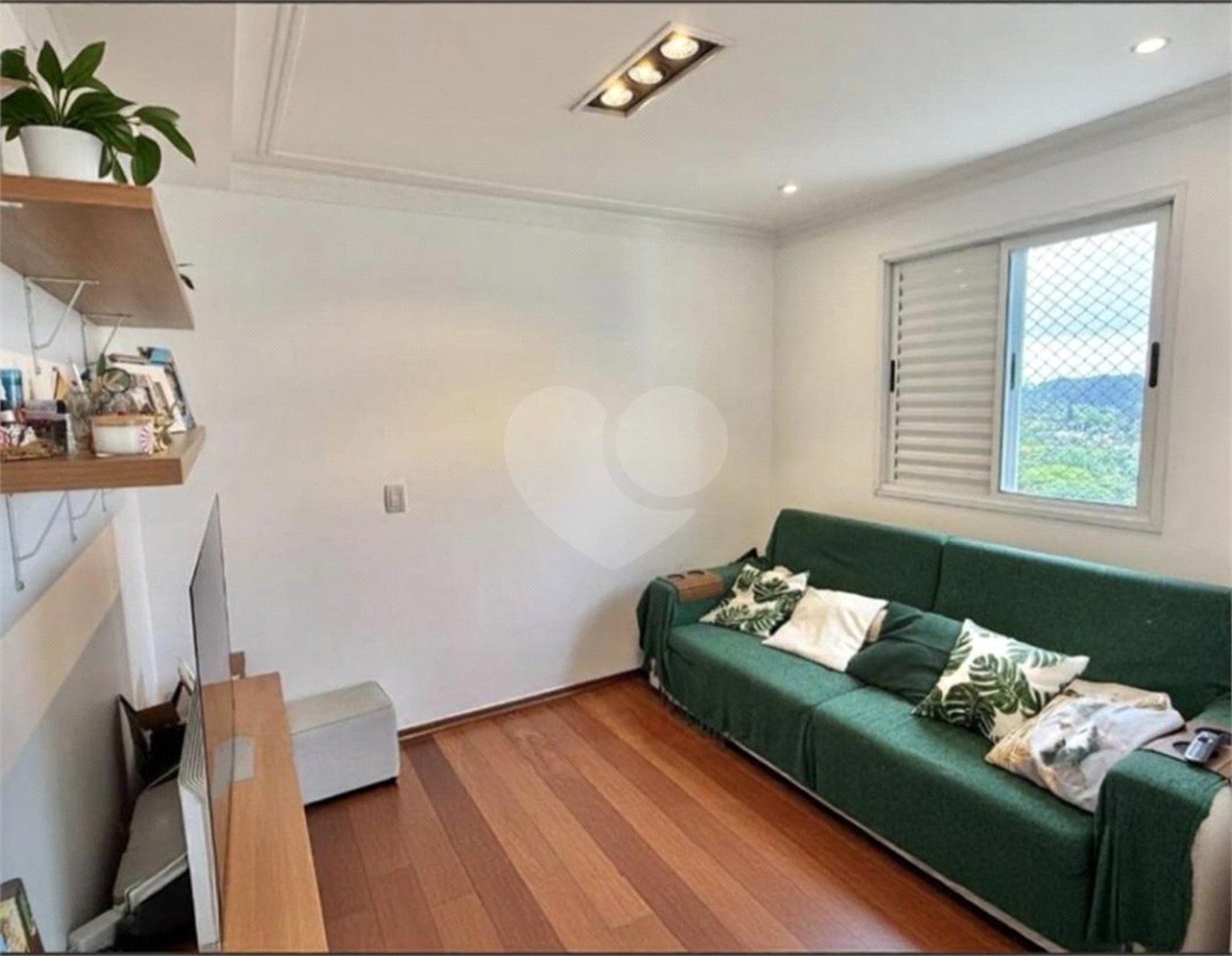 Apartamento à venda com 3 quartos, sendo 1 suíte, em Alto da Boa Vista, São Paulo, SP