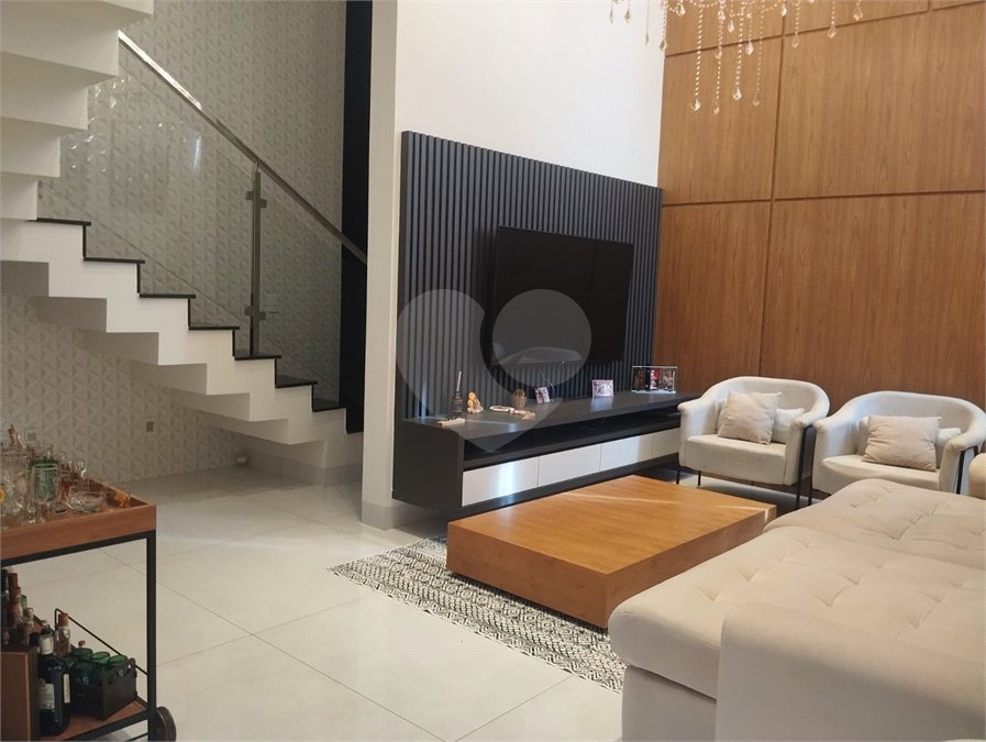 Casa à venda com 3 suítes em Jardim Salto Grande, Araraquara, SP