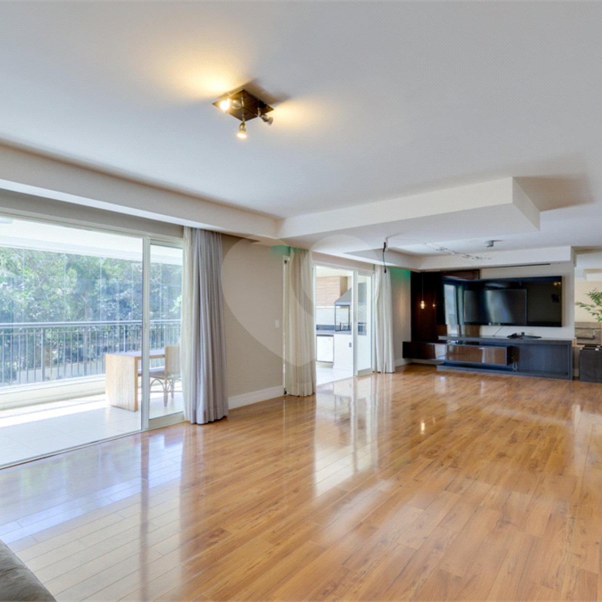 Apartamento para alugar com 4 suítes em Alto da Boa Vista, São Paulo, SP