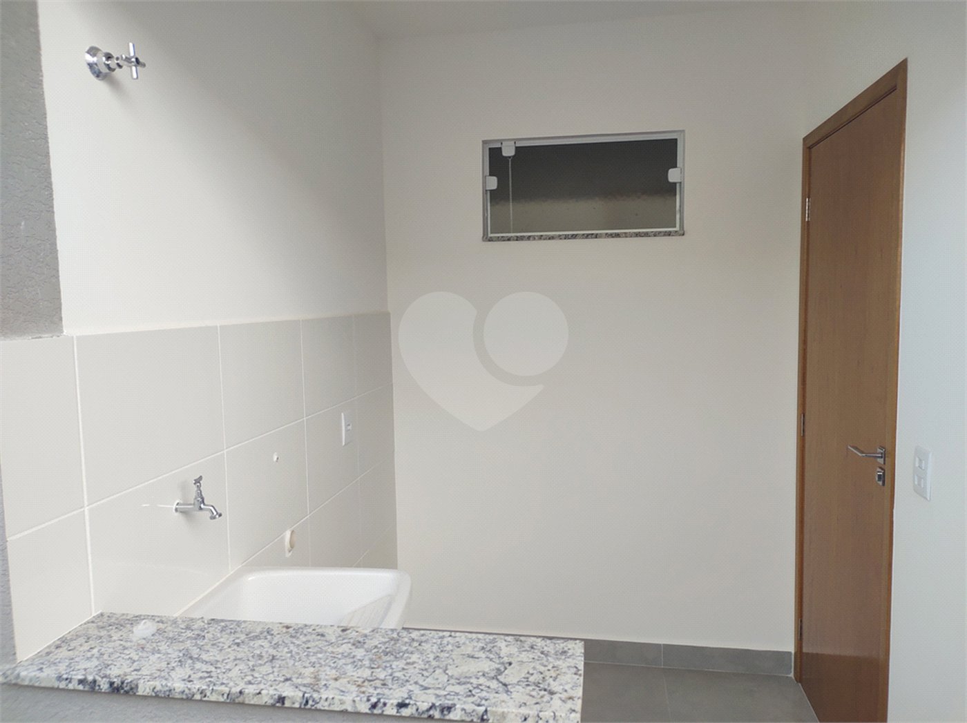 Casa Térrea à venda com 3 suítes em Jardim do Lago, Atibaia, SP