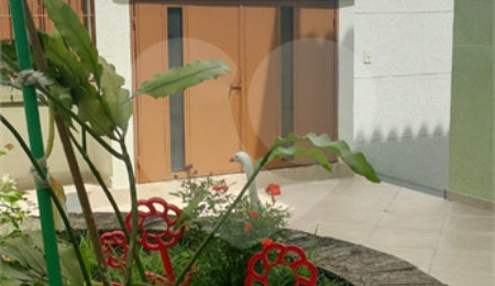 Casa à venda com 2 suítes no condomínio Residencial Maracujás, São Paulo - SP