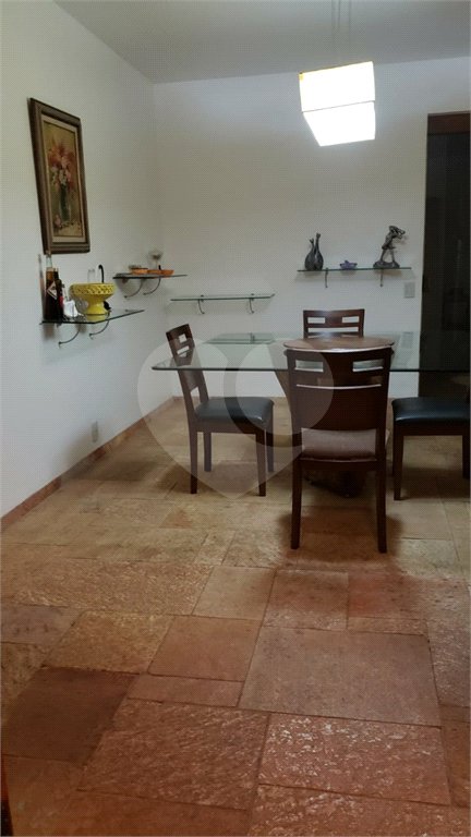 Casa de Vila à venda com 3 quartos, sendo 2 suítes, em Jardim Emília, Sorocaba, SP