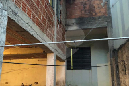 Casa à venda com 3 quartos, sendo 1 suíte,  em Vila Romão, Salto, SP