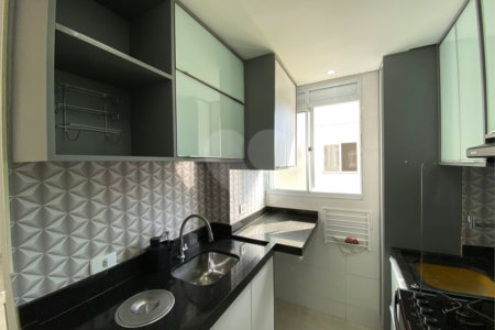 Apartamento à venda com 2 quartos em Glória, Várzea Grande, MT