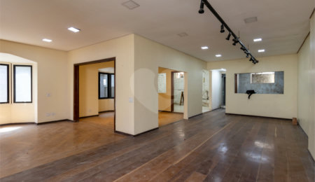 Casa para alugar no condomínio Alfredo Pujol, São Paulo - SP