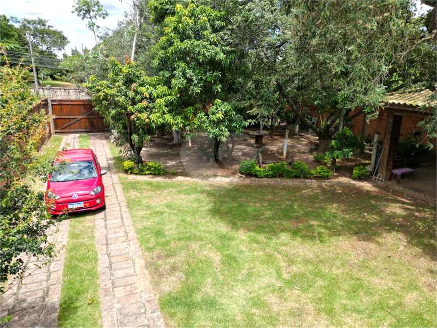 Chácara à venda com 3 quartos, sendo 1 suíte, em Colinas de Indaiatuba, Indaiatuba, SP