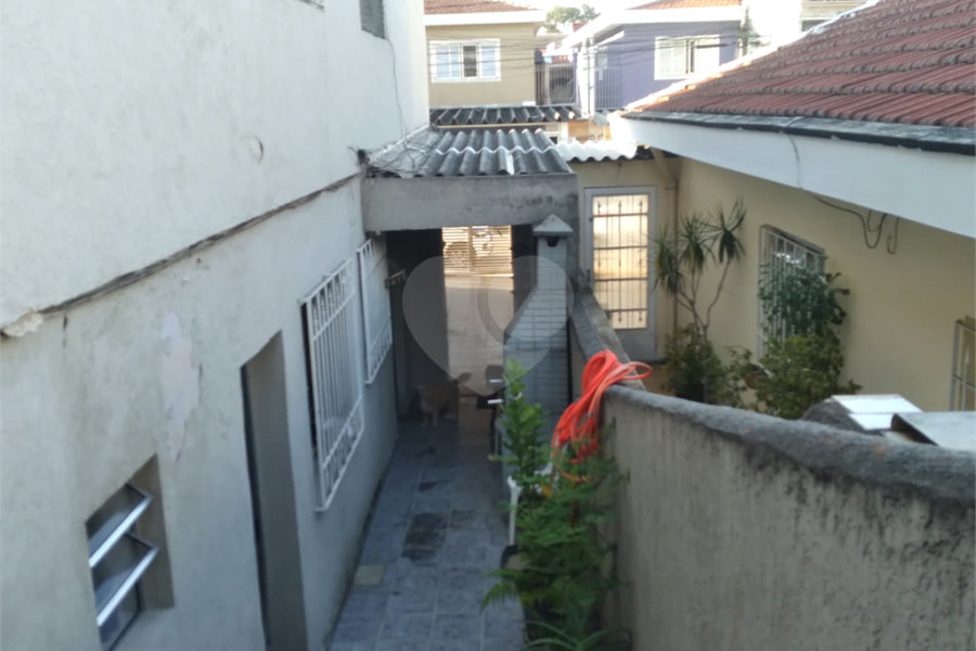Sobrado à venda com 6 quartos, sendo 1 suíte, em Vila Sabrina, São Paulo, SP