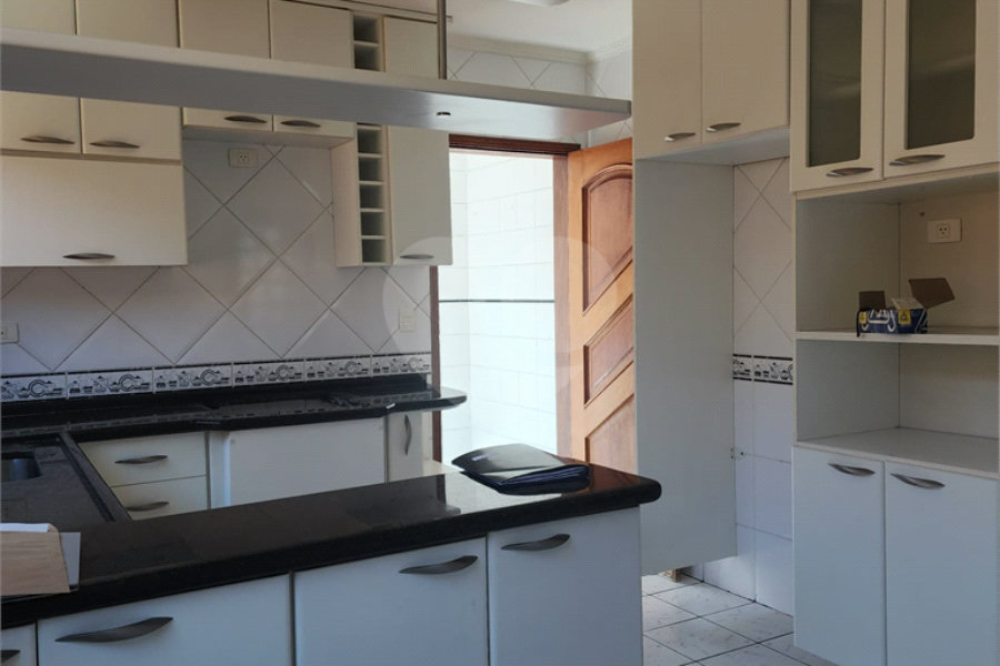 Sobrado à venda com 4 quartos, sendo 3 suítes, em Jaçanã, São Paulo, SP