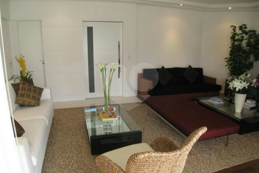 Apartamento à venda com 4 suítes em Morumbi, São Paulo, SP