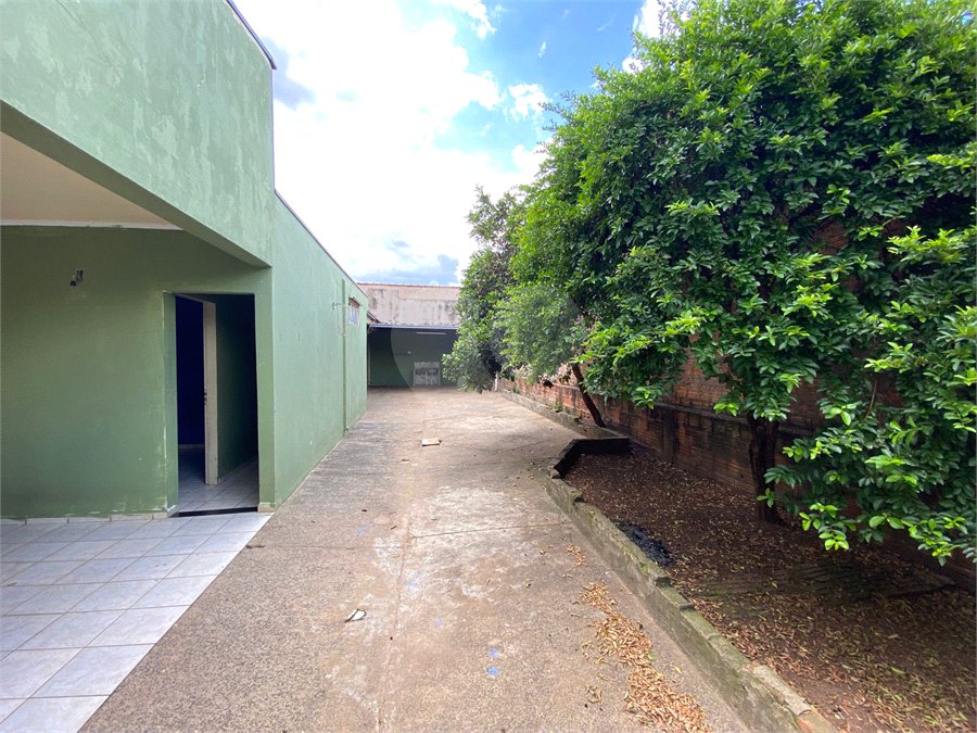 Casa à venda com 2 quartos em Loteamento Municipal São Carlos 3, São Carlos, SP