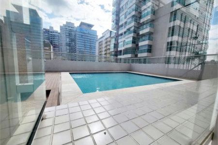 Apartamento Residencial à venda, Gonzaga, Santos - AP1004.