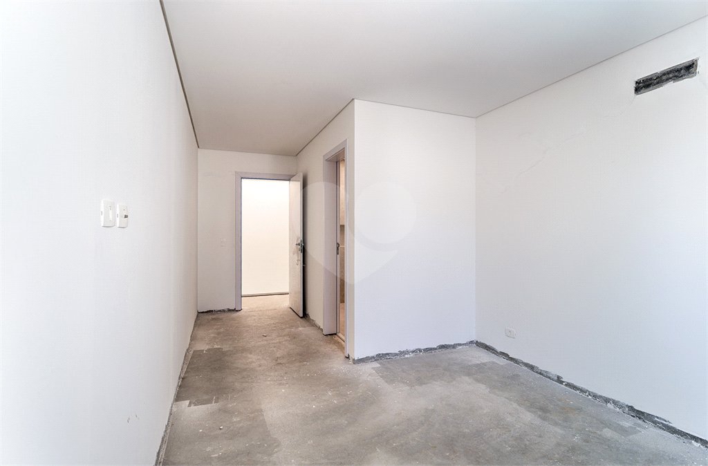 Casa à venda com 4 suítes no condomínio Edifício Jade, São Paulo - SP