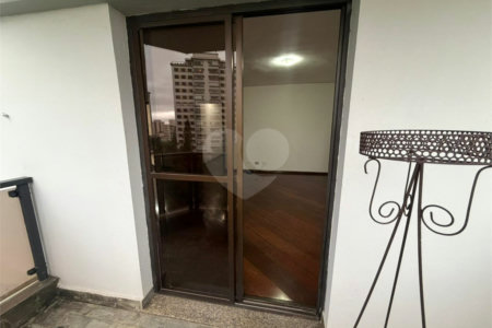 Apartamento à venda com 3 suítes em Água Fria, São Paulo, SP