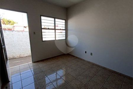 Casa à venda com 6 quartos, sendo 2 suítes, no Centro, Itapetininga, SP