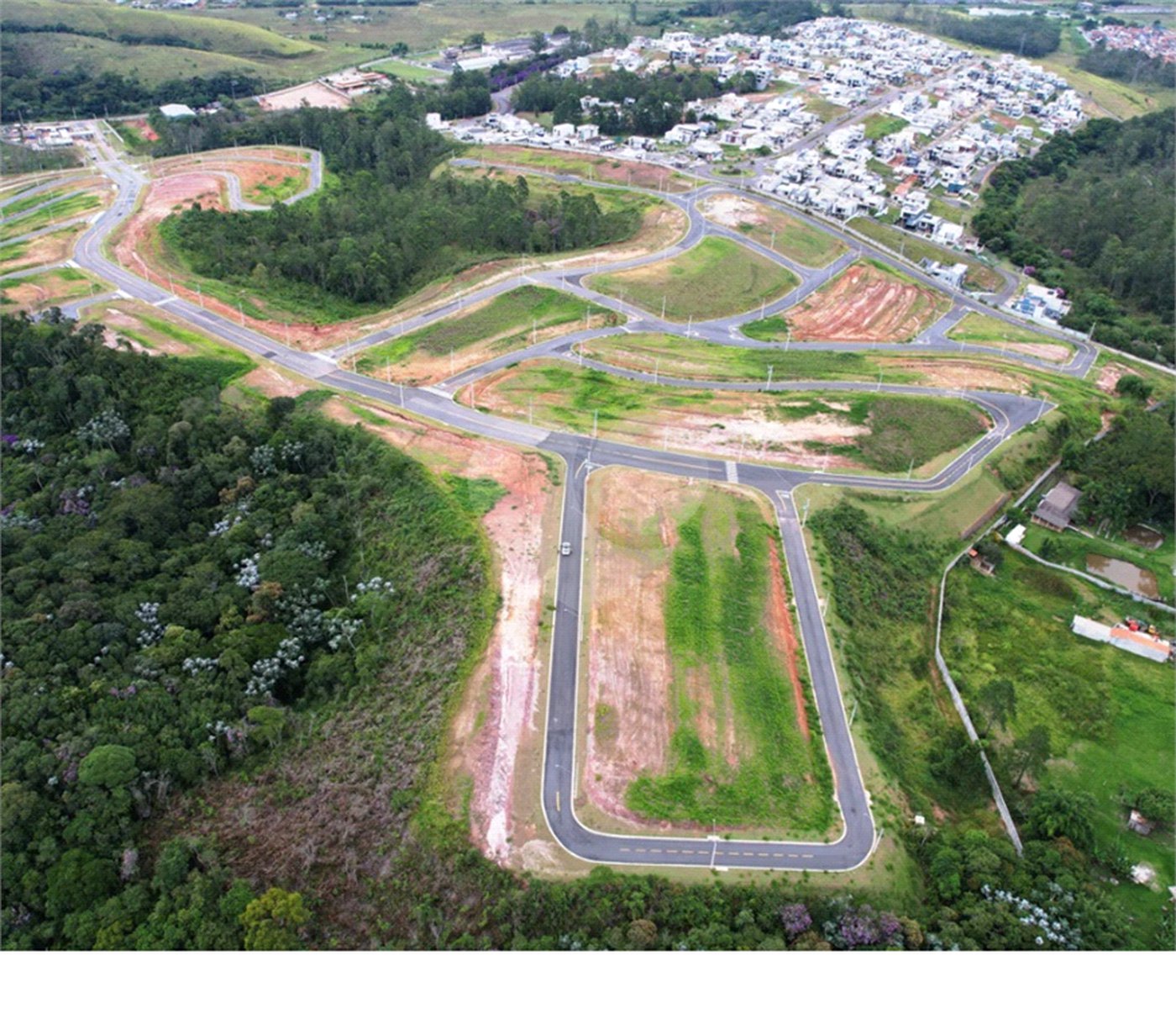 Terreno à venda no condomínio Mosaico Horizontes, Mogi das Cruzes - SP