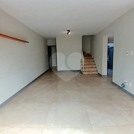 Sobrado à venda com 3 quartos, sendo 1 suíte, em Brooklin, São Paulo, SP