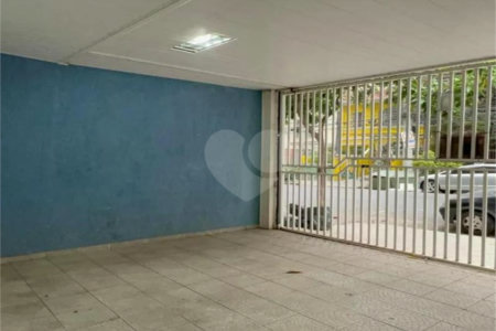 Loja à venda ou para alugar com 9 quartos, sendo 5 suítes, em Pinheiros, São Paulo, SP