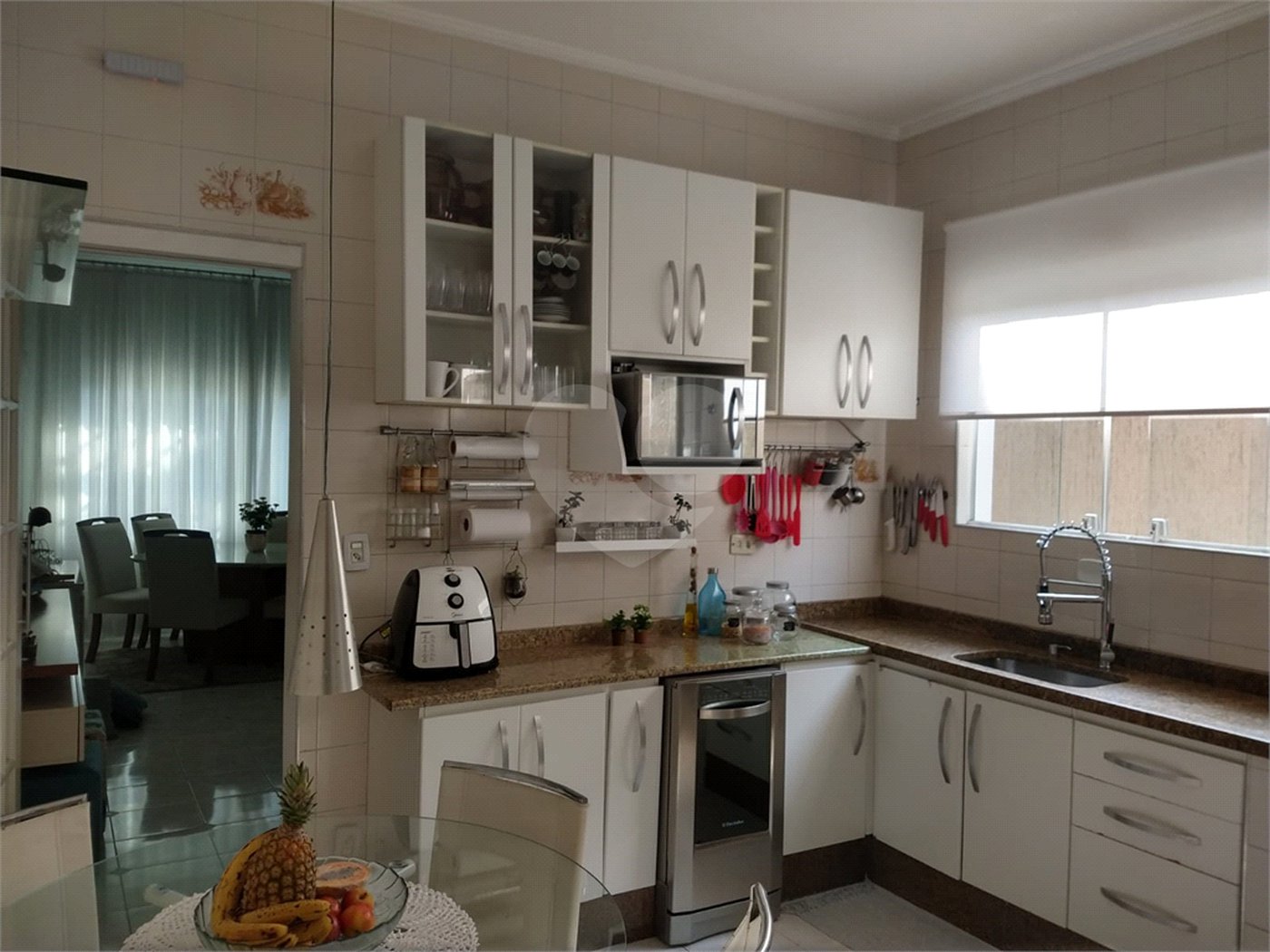 Casa à venda com 3 quartos, sendo 1 suíte, em Jardim Peri, São Paulo, SP