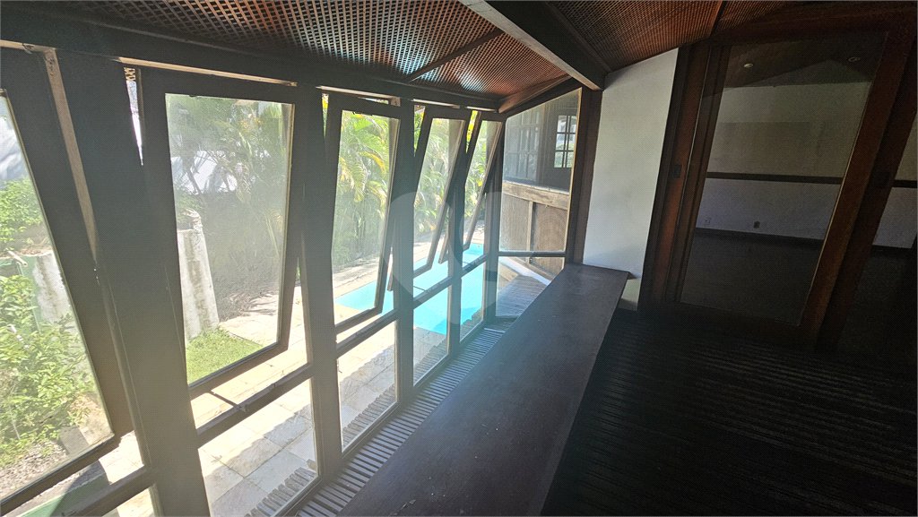 Casa em condomínio à venda com 5 quartos, sendo 3 suítes, em Barra da Tijuca, Rio de Janeiro, RJ