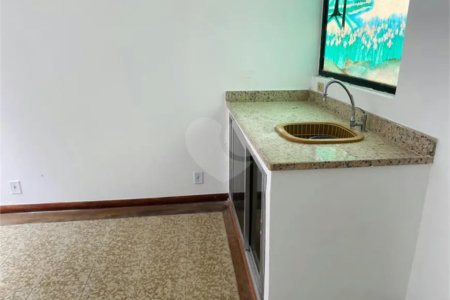 Cobertura à venda com 4 quartos, sendo 1 suíte, em Cosme Velho, Rio de Janeiro, RJ