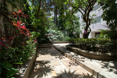 Apartamento à venda com 3 quartos, sendo 1 suíte, em Santa Cecília, São Paulo, SP