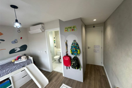 Apartamento à venda com 3 suítes em Vila Romana, São Paulo, SP