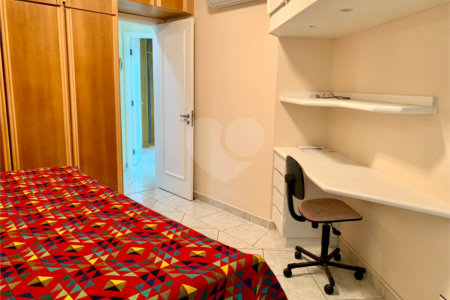 Apartamento à venda com 3 quartos, sendo 2 suítes, em Riviera, Bertioga, SP
