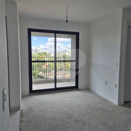 Apartamento à venda com 3 quartos, sendo 1 suíte, em Vila Anastácio, São Paulo, SP