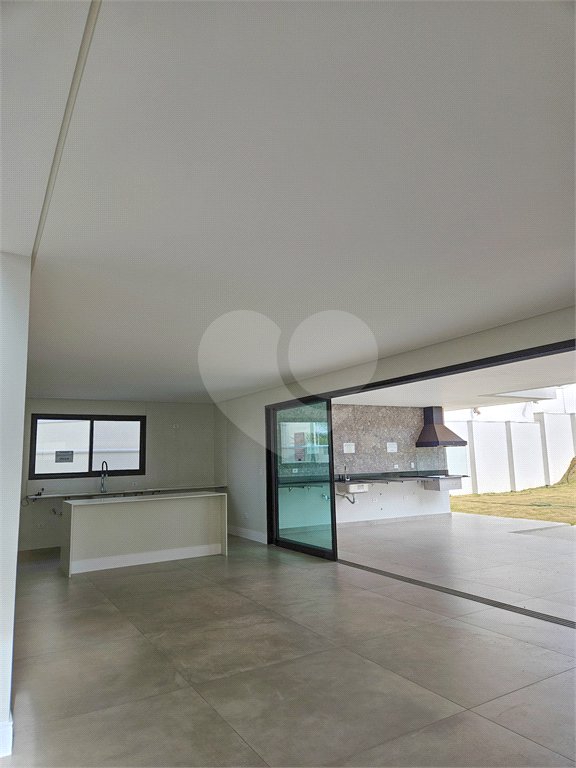 Casa à venda com 4 suítes no condomínio Reserva do Paratehy, São José dos Campos - SP