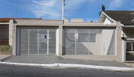 Sobrado à venda com 3 quartos, sendo 2 suítes,  em Tremembé, São Paulo, SP