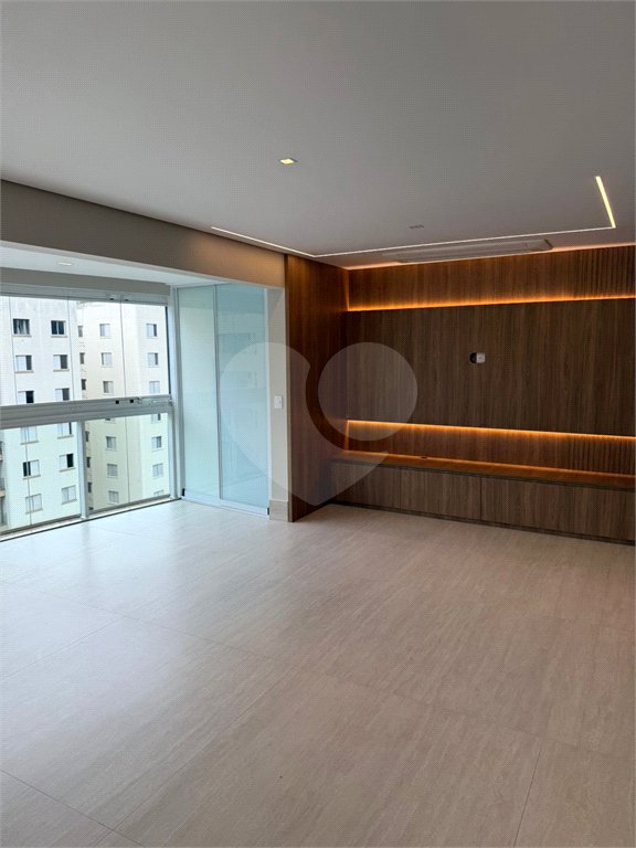 Apartamento à venda com 3 suítes em Vila Olímpia, São Paulo, SP