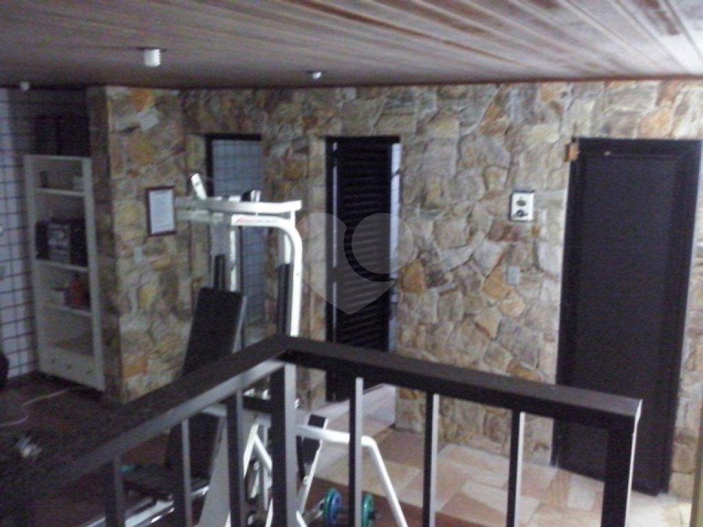 Sobrado à venda com 7 quartos, sendo 5 suítes, no Centro, Mairiporã, SP