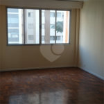 Apartamento à venda com 3 quartos, sendo 1 suíte, em Pinheiros, São Paulo, SP