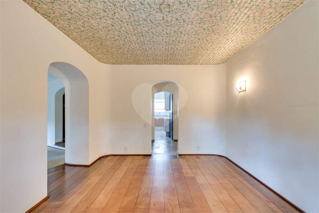 Apartamento à venda com 4 quartos, sendo 2 suítes, em Granja Julieta, São Paulo, SP