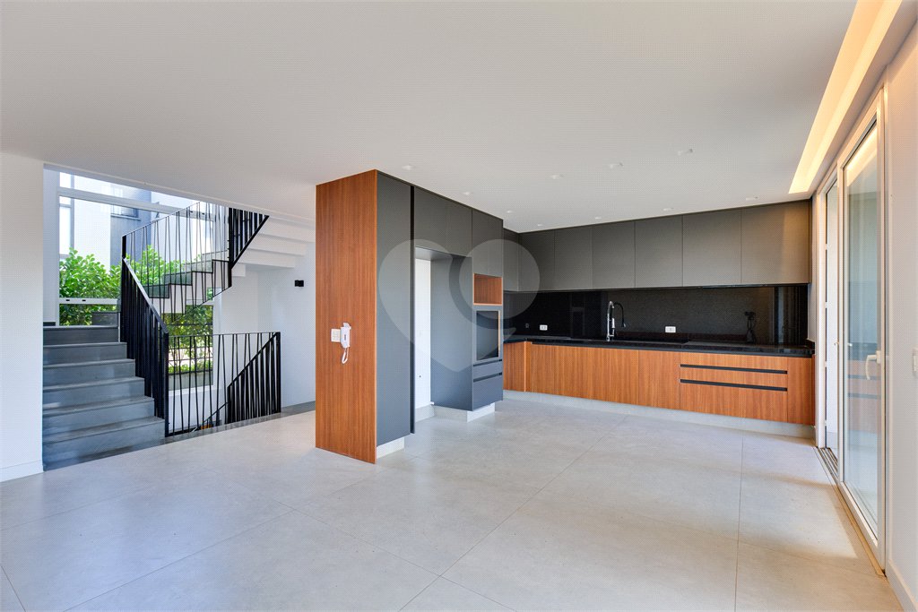 Casa à venda com 4 suítes no condomínio Jamestown, São Paulo - SP