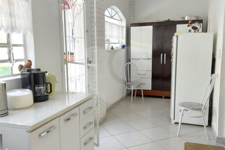 Casa à venda com 4 quartos, sendo 3 suítes, no condomínio São Joaquim, Vinhedo - SP
