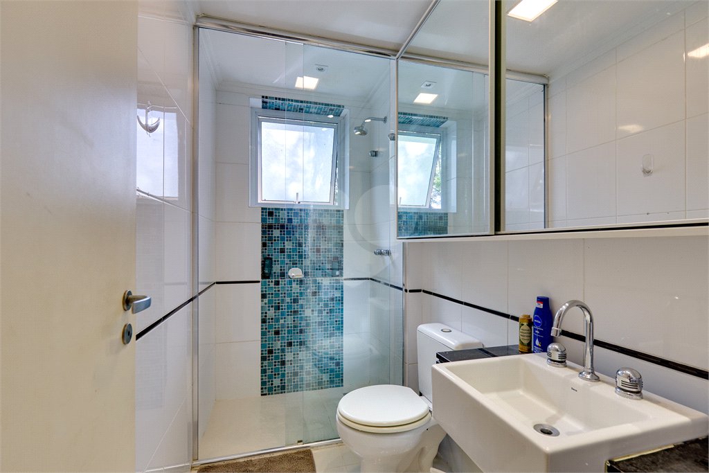 Casa à venda com 4 suítes no condomínio Vila Inglesa, São Paulo - SP