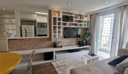Apartamento à venda com 2 quartos em Parque Reboucas, São Paulo, SP