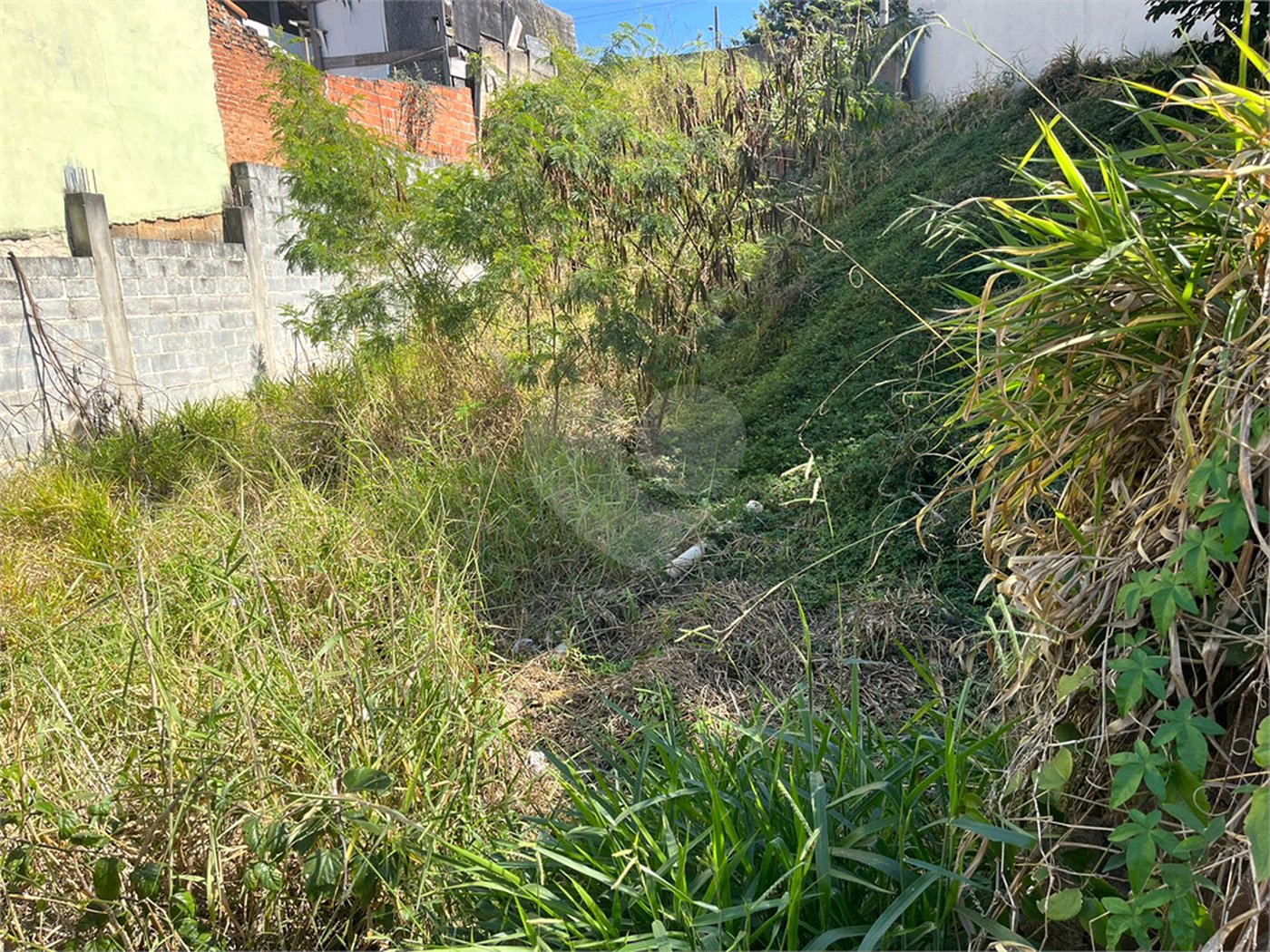 Terreno à venda em Jardim Alvinópolis, Atibaia, SP