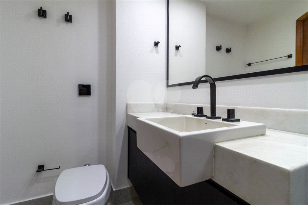 Apartamento à venda com 3 quartos, sendo 1 suíte, em Brooklin, São Paulo, SP