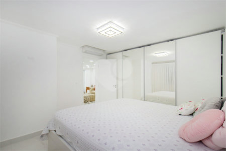 Casa à venda com 4 suítes no condomínio Conde D Eu, São Paulo - SP