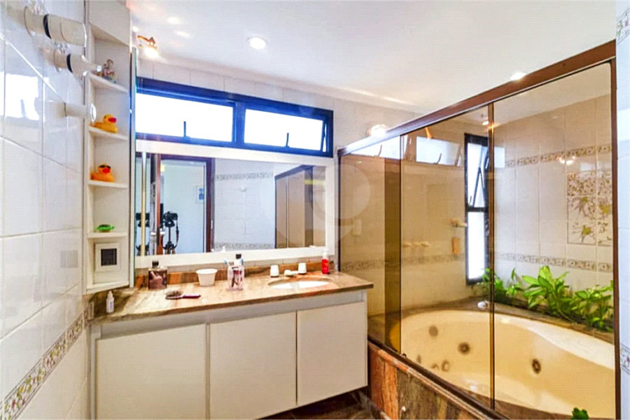 Apartamento à venda com 4 quartos, sendo 3 suítes, em Santana, São Paulo, SP