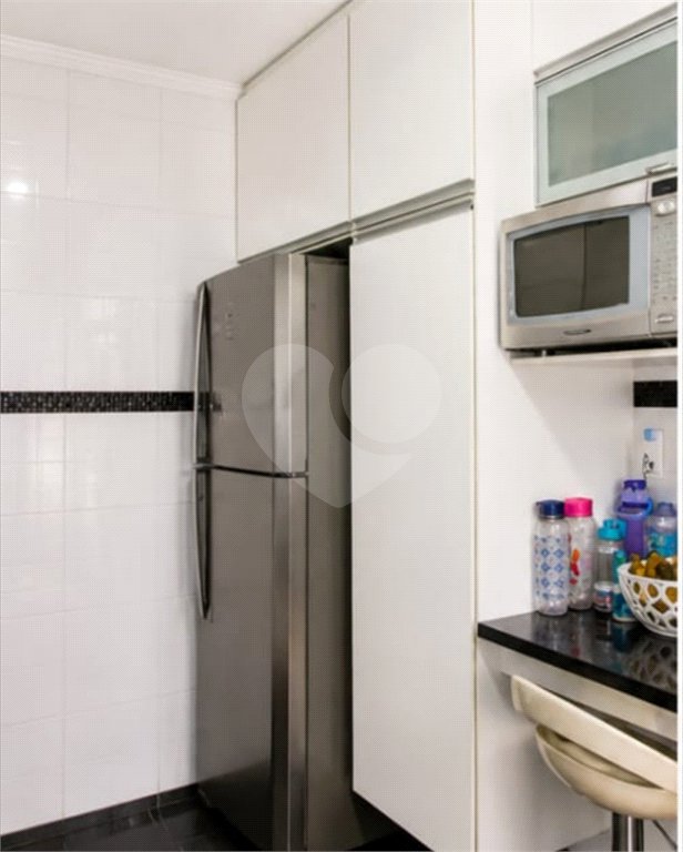 Casa à venda com 3 quartos, sendo 1 suíte, no condomínio Morada do Horto, São Paulo - SP