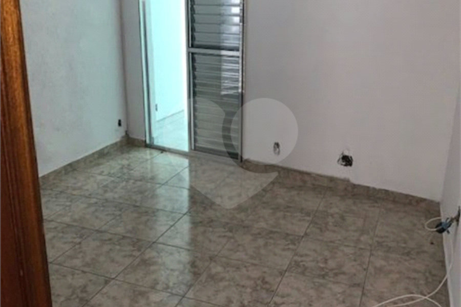 Sobrado à venda com 3 quartos, sendo 1 suíte, em Tremembé, São Paulo, SP