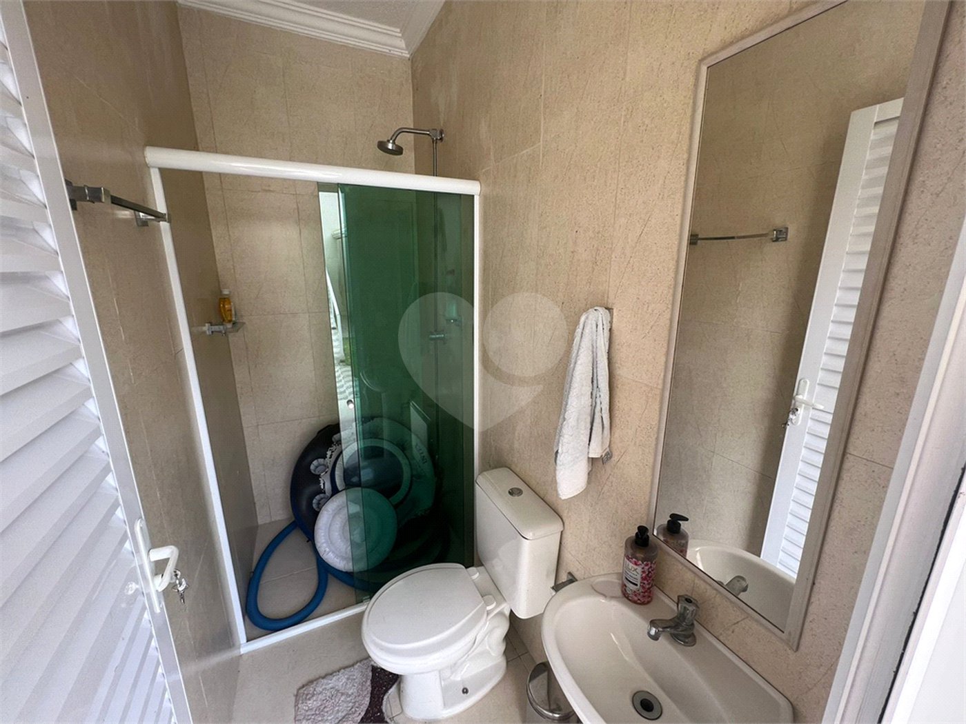 Casa à venda com 4 suítes no condomínio Parque Petrópolis 4 Secção, Mairiporã - SP