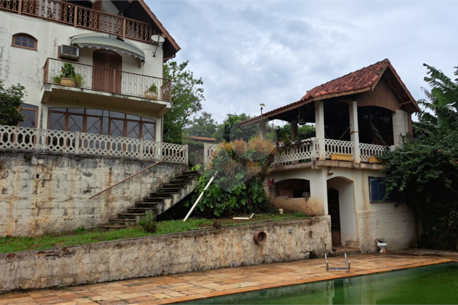 Casa à venda com 5 quartos, sendo 2 suítes, em Rancho Grande, Mairiporã, SP