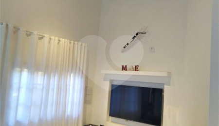 Casa à venda com 3 quartos, sendo 1 suíte,  em Vitória Régia, Atibaia, SP