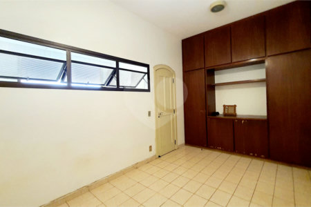 Apartamento à venda com 4 quartos, sendo 2 suítes,  em Vila Seixas, Ribeirão Preto, SP